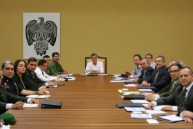Autoridades de los tres &oacute;rdenes de gobierno revisaron las estrategias para reforzar la seguridad en la entidad      