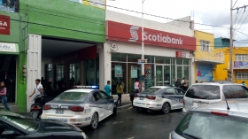 Los maleantes despojaron de su dinero a varias mujeres que cobraban un pr&eacute;stamo