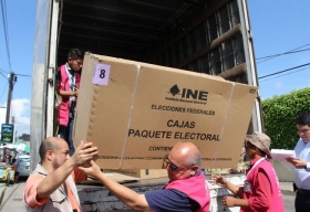 18 mil 299 cargos de elecci&oacute;n popular.
