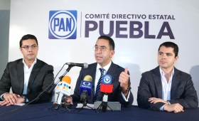Lozano descalifica a Alcal&aacute; y Beltrones