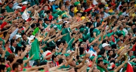 FIFA advierte a Femexfut por grito homof&oacute;bico