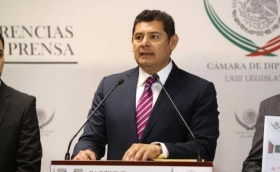 Dijo que el PRI inici&oacute; una persecuci&oacute;n en su contra 