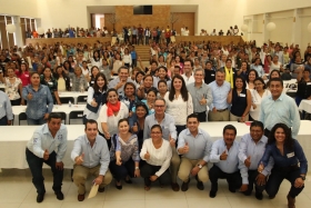 Martha Erika Alonso destac&oacute; la importancia de capacitarse y reforzar los cuadros femeninos de cara a los comicios del 2018