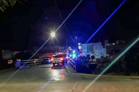 Polic&iacute;as municipales acordonaron la zona   