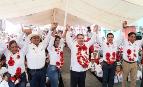 El abanderado tricolor destac&oacute; que el desarrollo ser&aacute; equitativo e incluyente