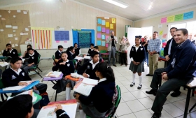 El Ejecutivo otorg&oacute; computadoras port&aacute;tiles a 13 escuelas del PAM