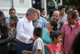 Mantendr&aacute; el programa peso a peso con los presidentes municipales para efectuar obras integrales en localidades