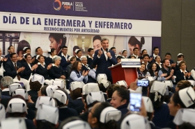 El mandatario destac&oacute; la importante labor que realizan los m&aacute;s de cinco mil 931 trabajadores