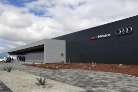 Reclutar&aacute;n 900 trabajadores en planta Audi