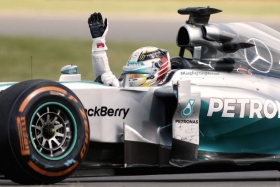 Hamilton se convierte en pentacampe&oacute;n de la F&oacute;rmula Uno