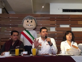 "No est&aacute; compitiendo el PRI, le hacemos un llamado a los pri&iacute;stas de buena fe"