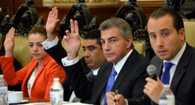 Gali buscar&aacute; la gubernatura de Puebla