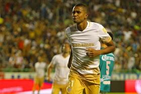 Pumas sigue de l&iacute;der en el Apertura 2015