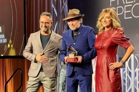 Joaqu&iacute;n Sabina gana un Latin Grammy por Excelencia Musical