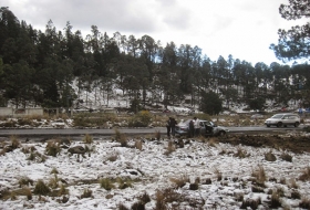 Cae nieve en carreteras de M&eacute;xico