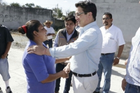 Entrega material para construcci&oacute;n de vivienda