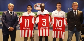 "Chucky" Lozano presentado oficialmente con PSV Eindhoven