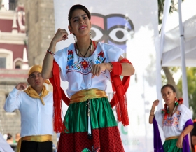 1er. concurso de canto en Lengua de Se&ntilde;as