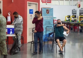 M&oacute;dulos de vacunaci&oacute;n contra #COVID9 en centros comerciales y parques