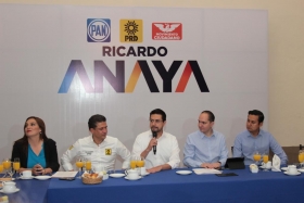 Jes&uacute;s Giles coment&oacute; que Puebla debe seguir fortaleci&eacute;ndose con propuestas 