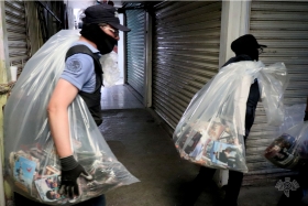 Tambi&eacute;n se aseguraron armas y droga