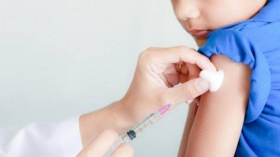EU planea vacunar a ni&ntilde;os en 2022