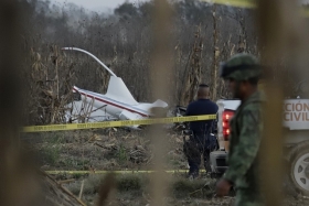 Resalt&oacute; que hay cinco cuerpos confirmados  