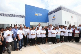 El anuncio lo realiz&oacute; luego de una gira de trabajo en Tianguismanalco 