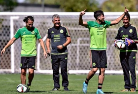 "Tuca" se dedica a entrenar y perfila su 11 inicial