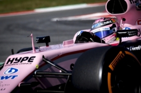 "Checo" P&eacute;rez rescata dos puntos en GP de Gran Breta&ntilde;a