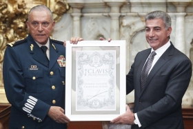 Tony Gali recalc&oacute; que la Secretar&iacute;a de la Defensa Nacional es ejemplo de servicio a la naci&oacute;n