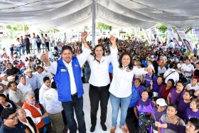 Se otorgar&aacute;n uniformes y &uacute;tiles escolares gratuitos 