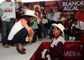 Impulsar escrituraci&oacute;n de propiedades, compromiso de Blanca Alcal&aacute;