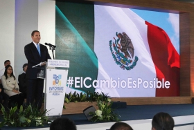 Agradeci&oacute; a los poblanos la confianza otorgada para servirles como gobernado