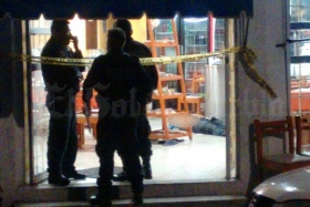 En el lugar un joven de 25 a&ntilde;os falleci&oacute; mientras que su padre perdi&oacute; la vida en el trayecto al hospital  