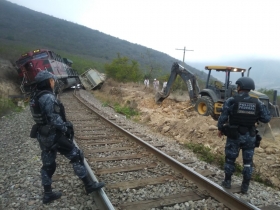 La Polic&iacute;a Federal, divisi&oacute;n Gendarmer&iacute;a, acudi&oacute; a resguardar la carga 