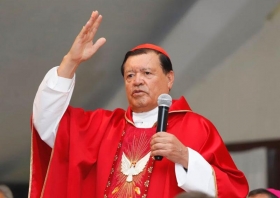 Desintuban a Norberto Rivera, arzobispo em&eacute;rito, tras mejorar de #COVID19