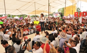 Seguridad y Oportunidades ofrece Blanca Alcal&aacute; a la regi&oacute;n de Tepeaca