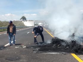 La polic&iacute;a federal fue la encargada de dialogar