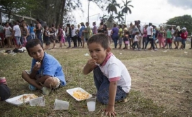 La caravana comenz&oacute; a romperse por decisi&oacute;n de sus miembros.