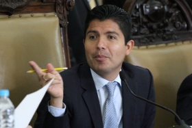 Adem&aacute;s le fincaron una multa de 25 millones de pesos por irregularidades encontradas 