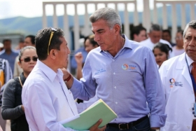 Comienza la reconstrucci&oacute;n de Iz&uacute;car