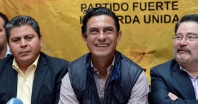 El nuevo dirigente del PRD poblano acudi&oacute; al d&eacute;cimo segundo pleno extraordinario del IX Consejo del Sol Azteca